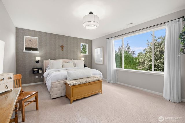 2336 NE Winlock Way, Poulsbo, WA 98370
