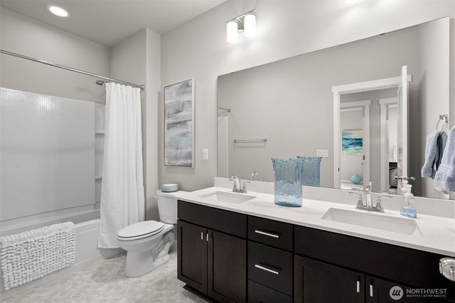 2336 NE Winlock Way, Poulsbo, WA 98370