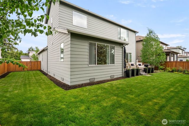 2336 NE Winlock Way, Poulsbo, WA 98370