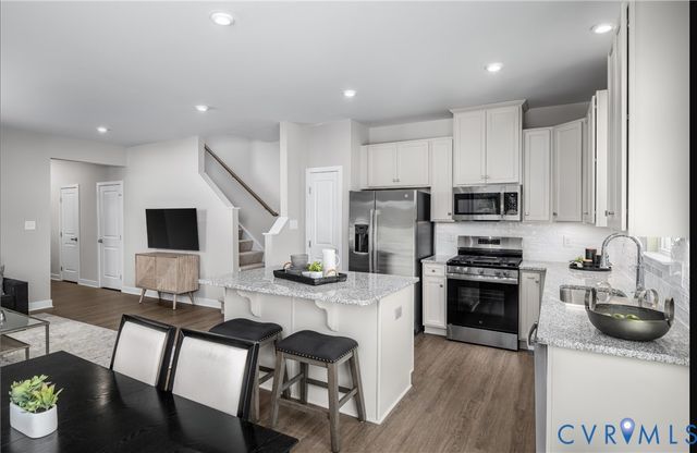 10631 Rosies Run, Chester, VA 23831