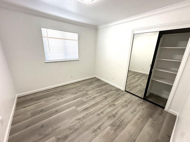 4005 35th St, Sacramento, CA 95820