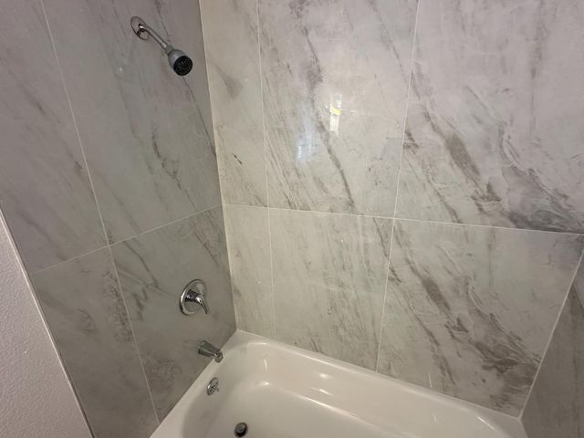 4005 35th St, Sacramento, CA 95820