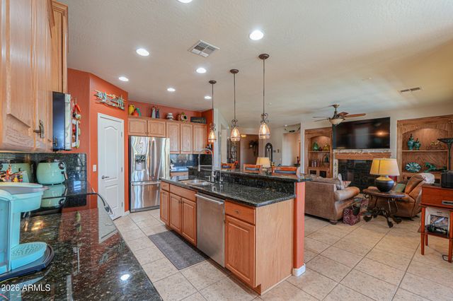 5197 W PUEBLO Drive, Eloy, AZ 85131