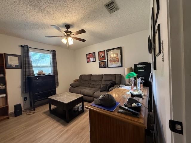 451 Pennington Street, Lovelady, TX 75851