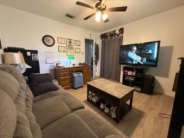 451 Pennington Street, Lovelady, TX 75851