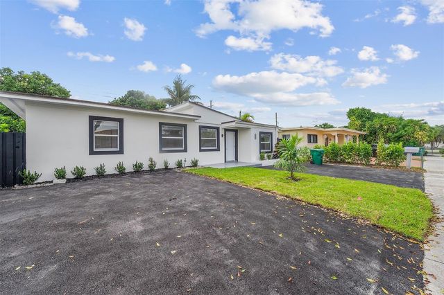 6840 SW 3rd Street, Miami, FL 33144