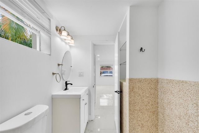 6840 SW 3rd Street, Miami, FL 33144