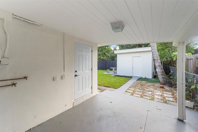 6840 SW 3rd Street, Miami, FL 33144