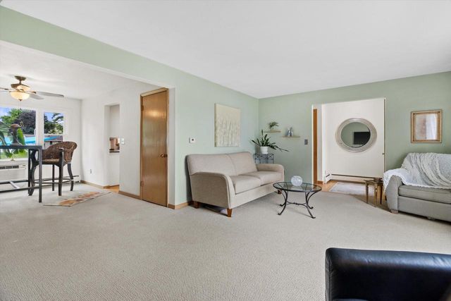 630 E Center STREET, Juneau, WI 53039