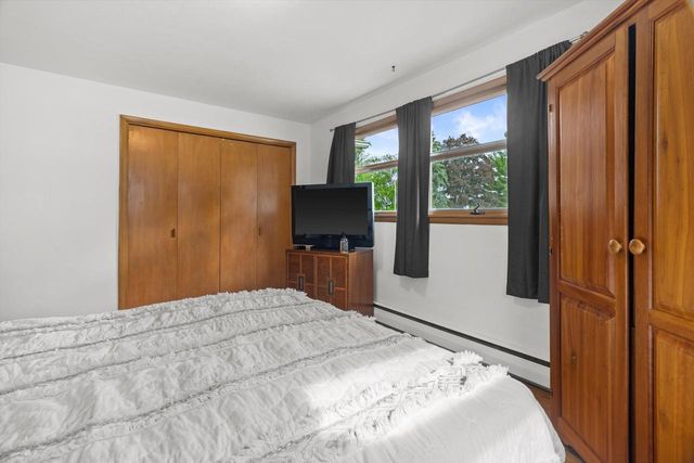 630 E Center STREET, Juneau, WI 53039