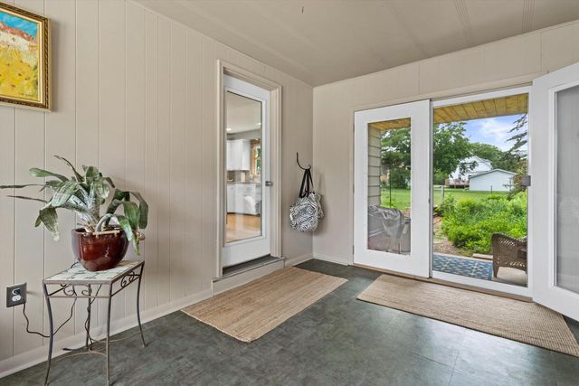 630 E Center STREET, Juneau, WI 53039