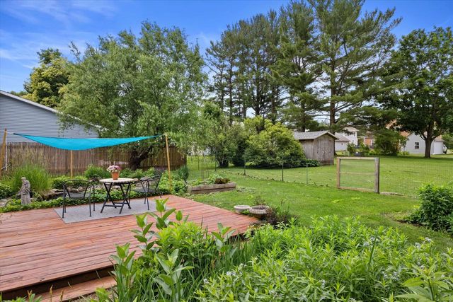 630 E Center STREET, Juneau, WI 53039