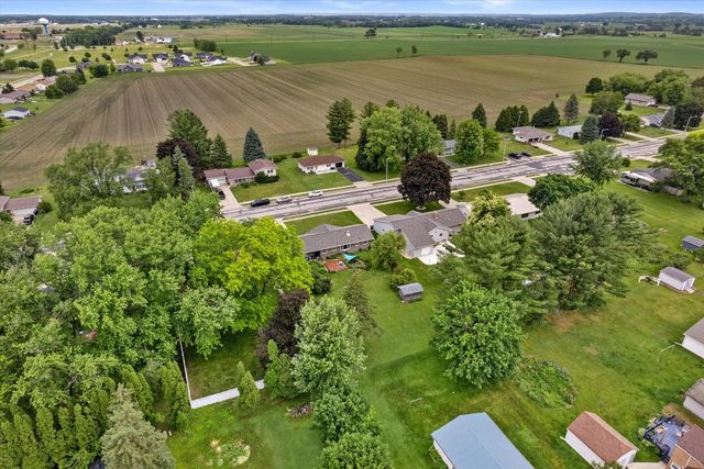 630 E Center STREET, Juneau, WI 53039