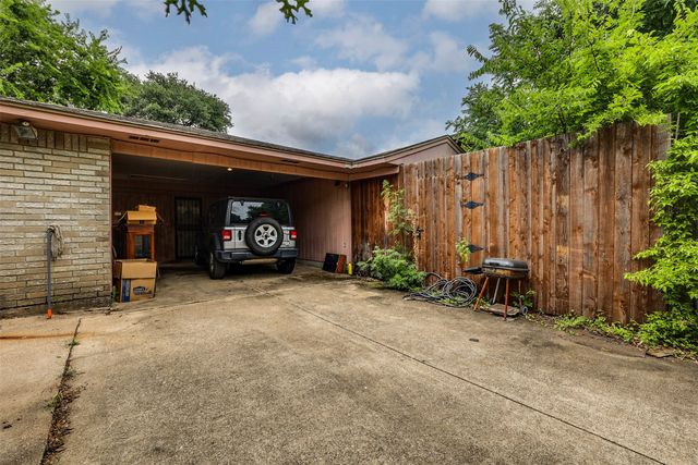 7110 Field View, Dallas, TX 75249