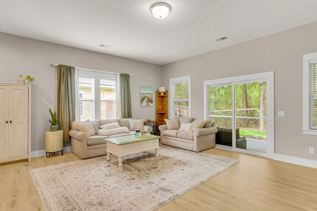 161 Brightwood Drive, Huger, SC 29450
