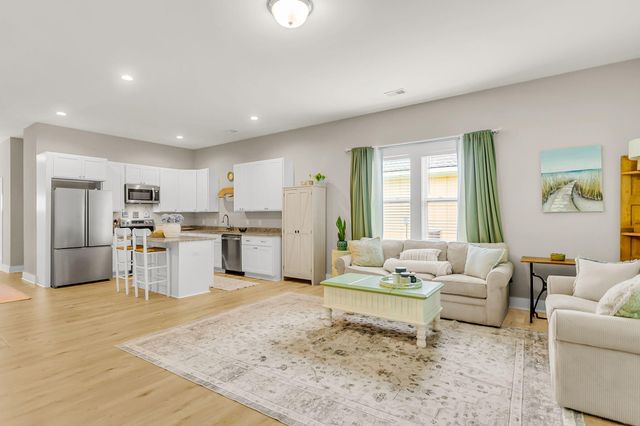 161 Brightwood Drive, Huger, SC 29450