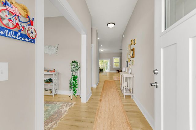 161 Brightwood Drive, Huger, SC 29450