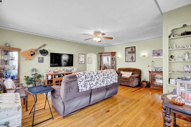 1618 P Street, Bedford, IN 47421