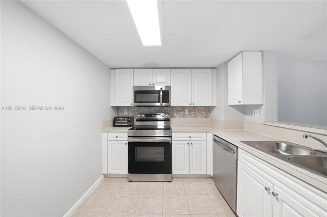 520 SE 5th Ave 2501, Fort Lauderdale, FL 33301