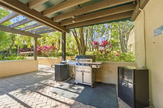 520 SE 5th Ave 2501, Fort Lauderdale, FL 33301