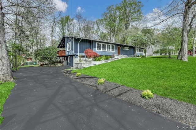 13 Gladwyne Court, Spring Valley, NY 10977