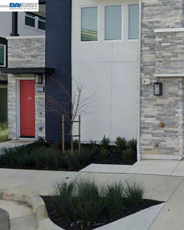 5552 Holly Bay Ave D, Dublin, CA 94568