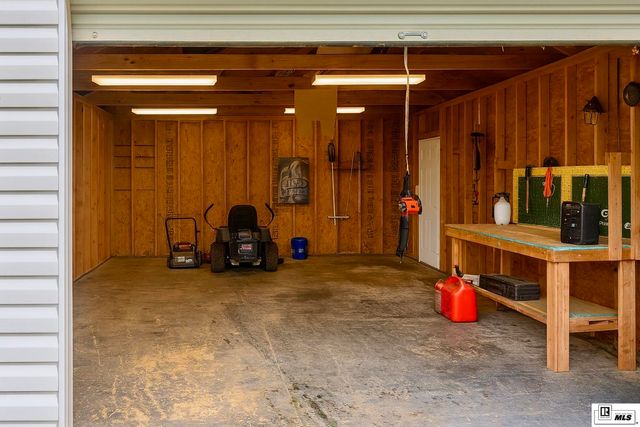 156 CURRY CREEK DRIVE, Calhoun, LA 71225