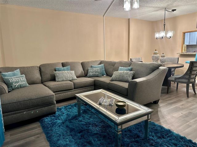 4156 Inverrary Drive 205, Lauderhill, FL 33319