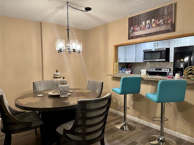 4156 Inverrary Drive 205, Lauderhill, FL 33319