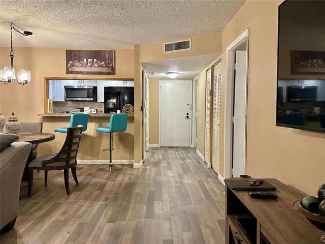 4156 Inverrary Drive 205, Lauderhill, FL 33319