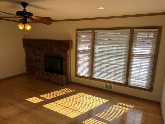 11703 E 48th Street, Kansas City, MO 64133