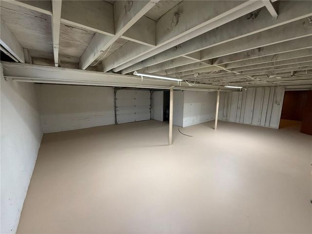 11703 E 48th Street, Kansas City, MO 64133