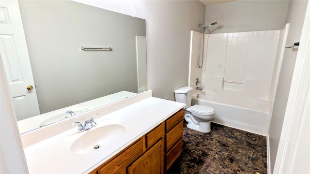 4340 Highgate Road, Fort Worth, TX 76244