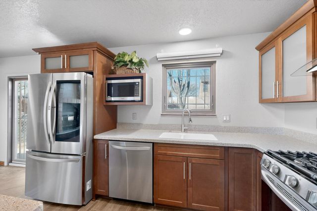 5419 Kachina Street NW, Albuquerque, NM 87120