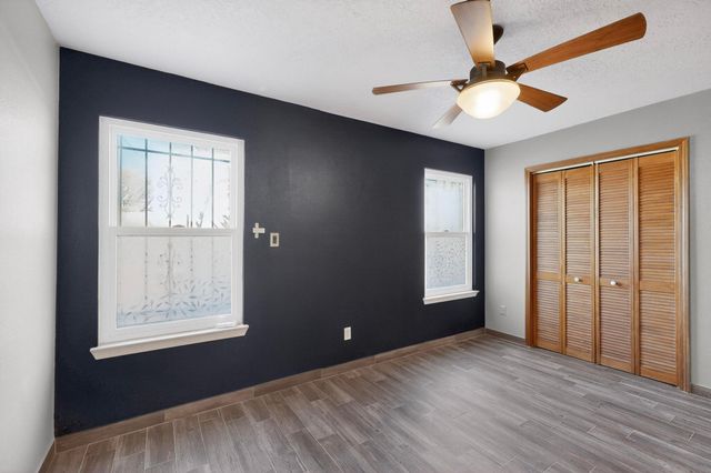 5419 Kachina Street NW, Albuquerque, NM 87120