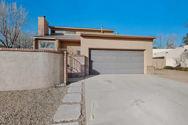 5419 Kachina Street NW, Albuquerque, NM 87120