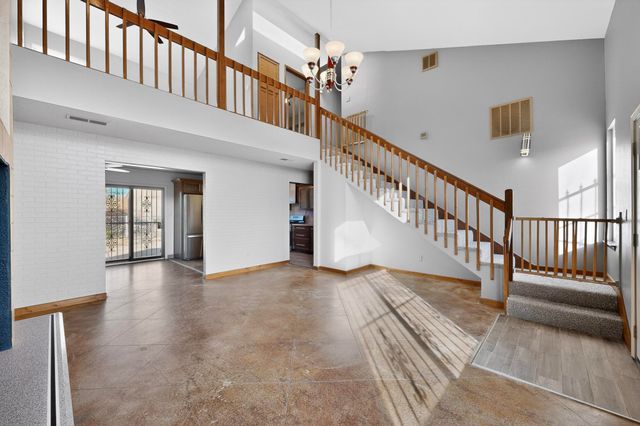 5419 Kachina Street NW, Albuquerque, NM 87120