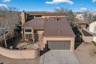 5419 Kachina Street NW, Albuquerque, NM 87120