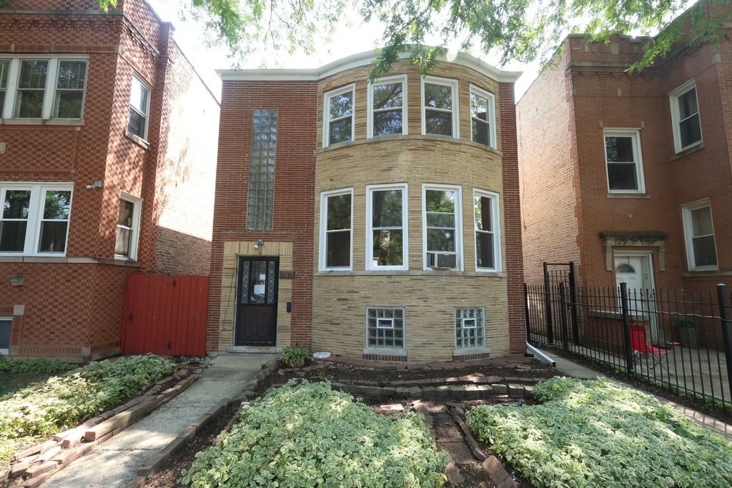 2839 N Austin Avenue 2, Chicago, IL 60634