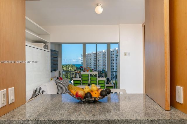 590 Ocean Drive 7C, Key Biscayne, FL 33149