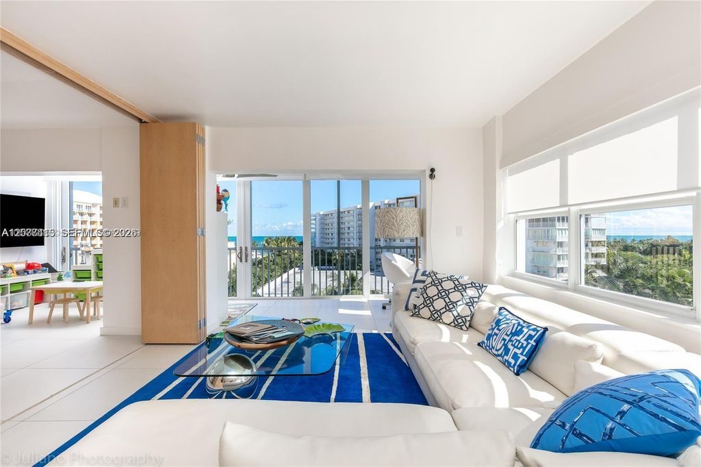 590 Ocean Drive 7C, Key Biscayne, FL 33149