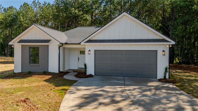 410 N Palmetto Street, Liberty, SC 29657