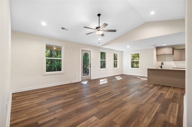 410 N Palmetto Street, Liberty, SC 29657