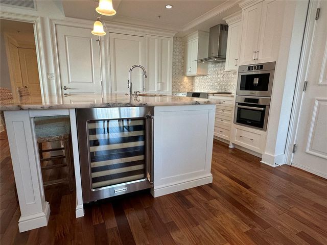 1350 MAIN STREET 1401, Sarasota, FL 34236