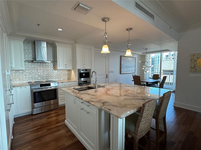 1350 MAIN STREET 1401, Sarasota, FL 34236