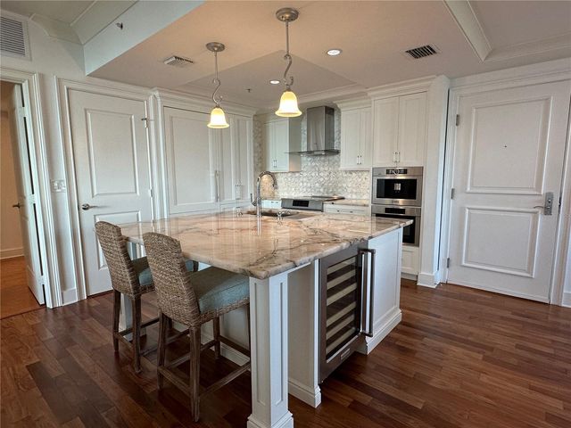 1350 MAIN STREET 1401, Sarasota, FL 34236