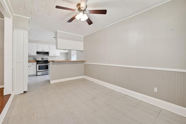 602 Parkway Street, Baytown, TX 77520