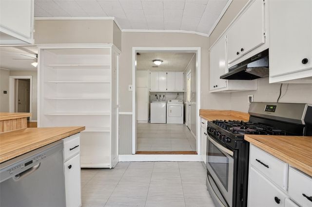 602 Parkway Street, Baytown, TX 77520