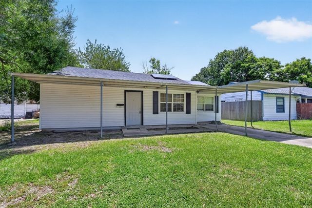 602 Parkway Street, Baytown, TX 77520