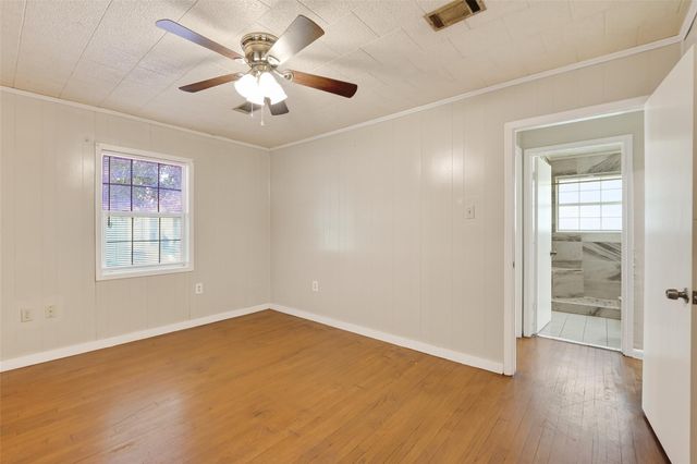 602 Parkway Street, Baytown, TX 77520